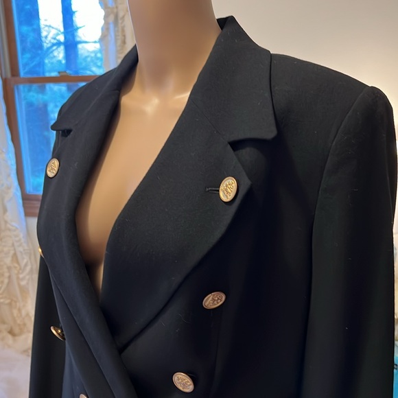 Lord and Taylor Vintage Military Style Women’s Jacket, 100% Wool - Picture 2 of 8